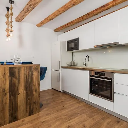 Dalmatina Apartamento *