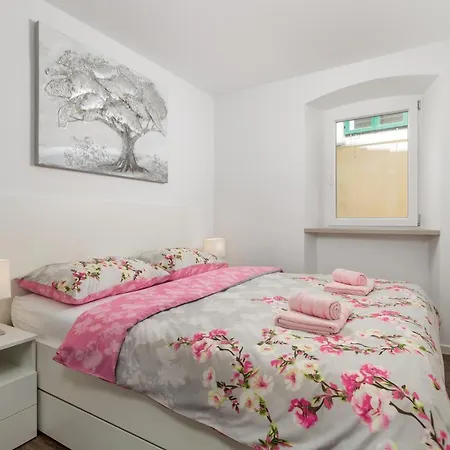 Apartament Dalmatina *